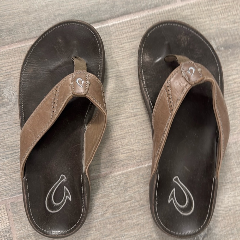 Olukai flip flops.